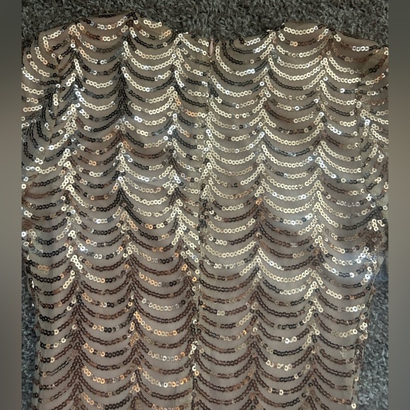 🥂Lulu’s Sequin Dress🎉 - Picture 7 of 9